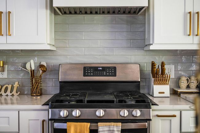 301 Bentley Grove Way, House other with 5 bedrooms, 3 bathrooms and null parking in Lynchburg VA | Image 18