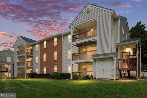 9476 Scarlet Oak Dr, MANASSAS, VA, 20110-5659 | Card Image