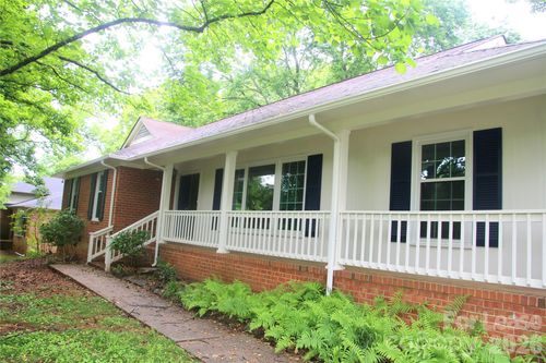 6030 Old Providence Rd, Charlotte, NC, 28226-6810 | Card Image