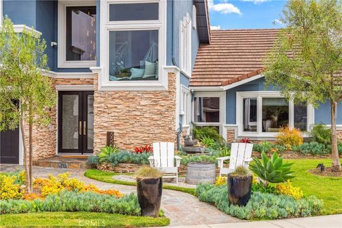 5522 Mossvale Cir, Huntington Beach, CA, 92649 | Card Image