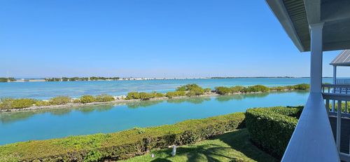 2002 Marina Villas Dr, Duck Key, FL, 33050 | Card Image