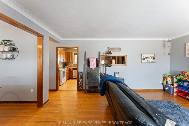 4400 Notre Dame St, House other with 3 bedrooms, 1 bathrooms and 4 parking in Harrowsmith ON | Image 4