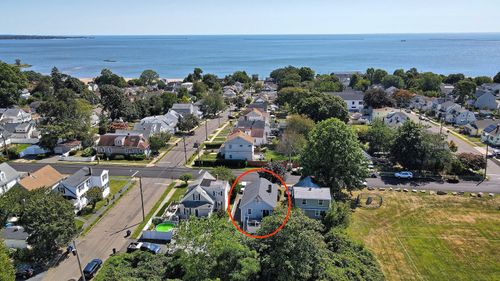 104 Highland Ave, West Haven, CT, 06516-6439 | Card Image