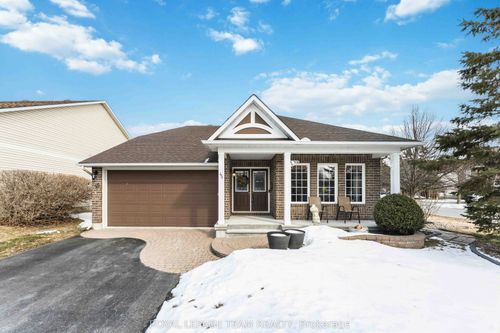 45 Burnstead Cres, Kanata, ON, K2M2T4 | Card Image