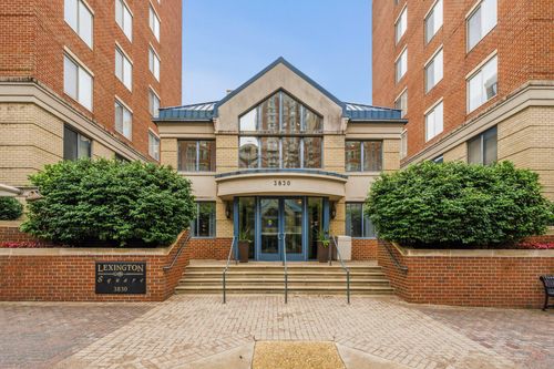 109w-3830 9th St N, ARLINGTON, VA, 22203-5821 | Card Image