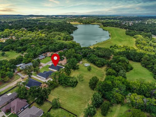 1832 S Park Ave, Denison, TX, 75020-5708 | Card Image