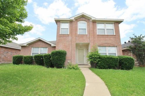 2415 Mallory Ln, Lancaster, TX, 75134-1976 | Card Image