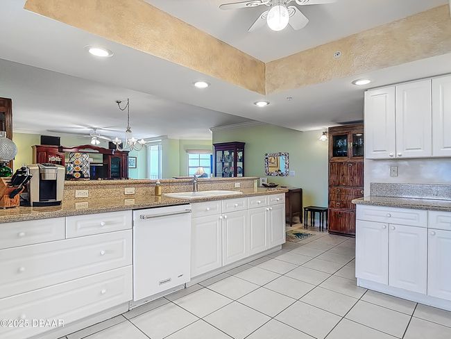 Kitchen | Image 9