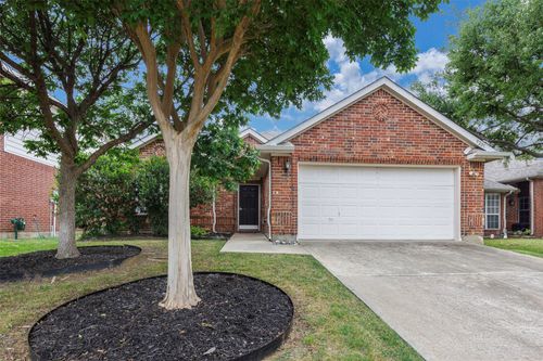 9201 Norfolk Ln, Mckinney, TX, 75071-6070 | Card Image
