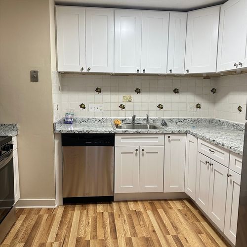 apt-5-1 Universal St, Framingham, MA, 01702-7464 | Card Image