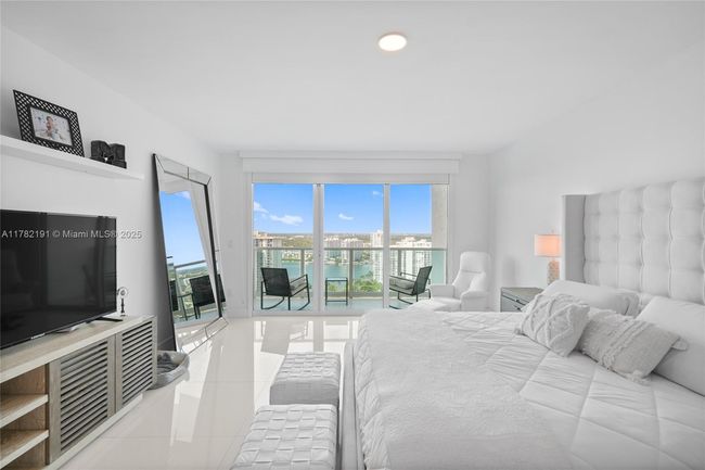 UNIT-2807 - 3301 Ne 183 Rd St, Condo with 3 bedrooms, 4 bathrooms and null parking in Aventura FL | Image 25