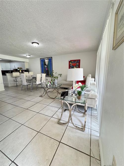 apt-228-15480 Sw 82nd Ln, Miami, FL, 33193-5066 | Card Image
