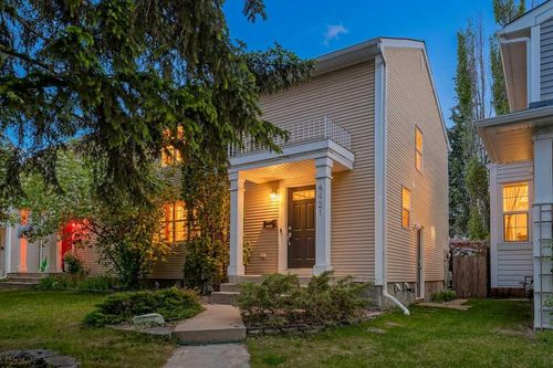 4421 Quentin Crt Sw, Calgary, AB, T2T6B8 | Card Image