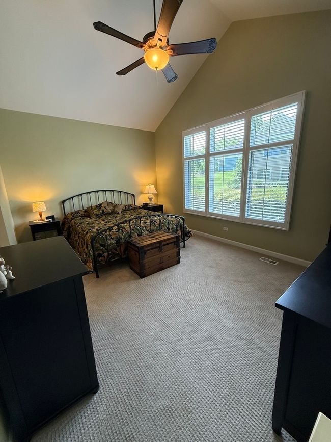 4 Biltmore Ct, House other with 2 bedrooms, 3 bathrooms and 4 parking in Lake In The Hills IL | Image 10