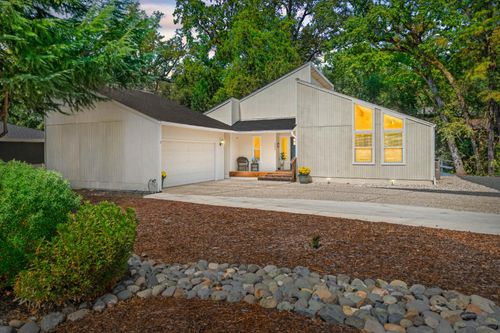 12356 Lake Wildwood Dr, Penn Valley, CA, 95946-9493 | Card Image