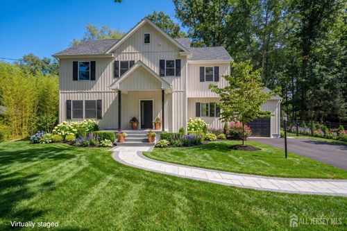 290 Fresh Ponds Rd, Monroe Township, NJ, 08831-3016 | Card Image