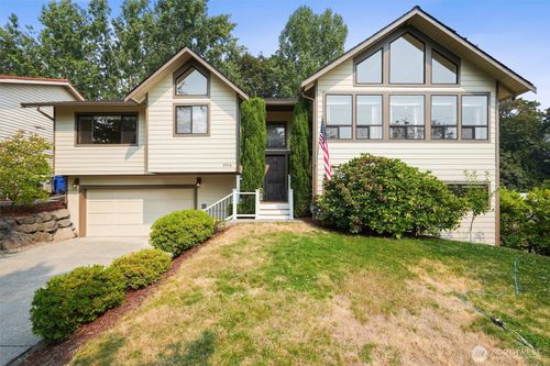 2914 Cedar Ave S, Renton, WA, 98055-5085 | Card Image
