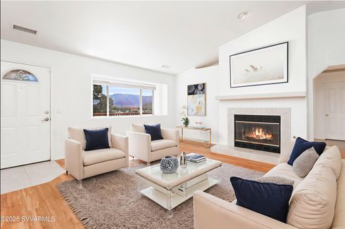 155 Goodrow Ln, Sedona, AZ, 86336-4511 | Card Image