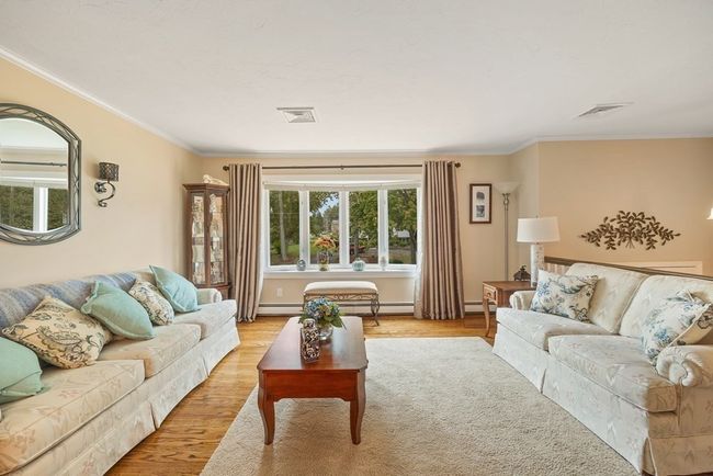 27 Phyllis Rd, House other with 3 bedrooms, 2 bathrooms and 6 parking in Raynham MA | Image 6
