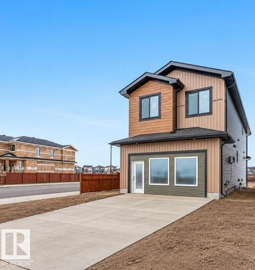 2 Tenuto Link, House with 4 bedrooms, 3 bathrooms and 4 parking in Spruce Grove AB | Card Image