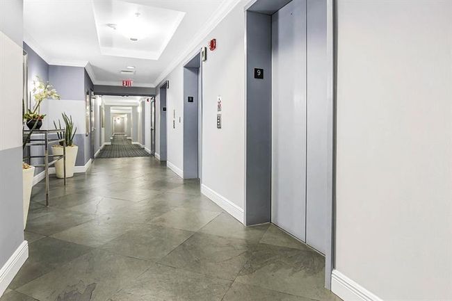 Hallway 5th Floor | Image 28