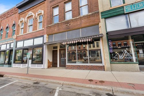 313 Central Ave N, Faribault, MN, 55021-5214 | Card Image