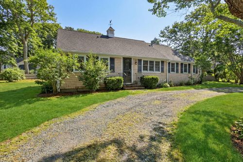 140 Sixth Ave, Hyannis, MA, 02601 | Card Image