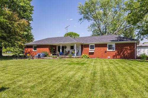 999 Manito Trl, Greensburg, IN, 47240-7836 | Card Image