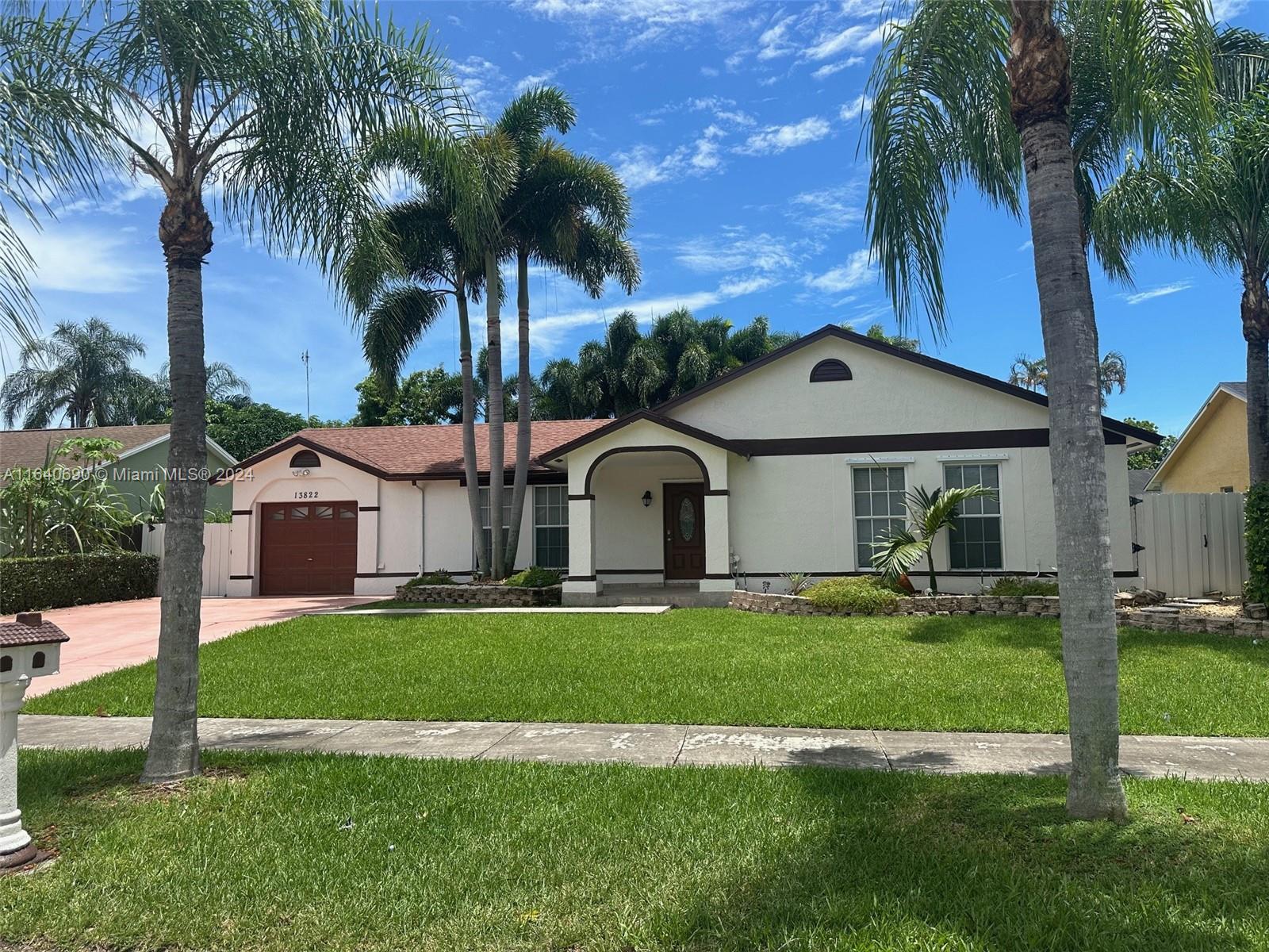 282nd Ter, Homestead, FL 33033