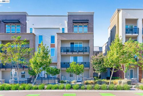 5471 Dublin Blvd, Dublin, CA, 94568-7151 | Card Image