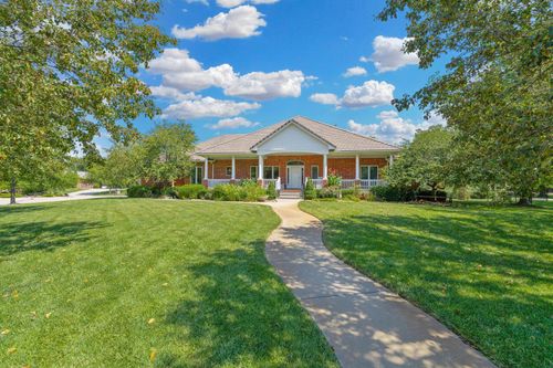 17 N Stagecoach Ct, Wichita, KS, 67230-6615 | Card Image