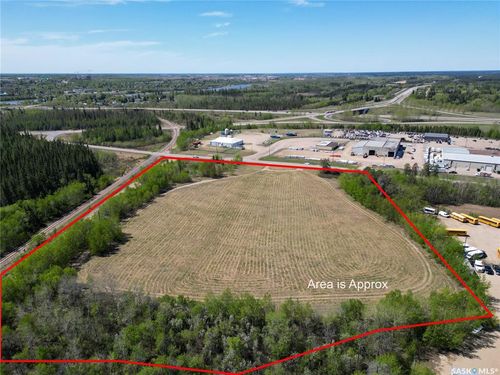 970 Central Ave N, Prince Albert, SK, S6V4Y9 | Card Image