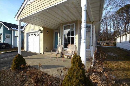 430 Village Circle N, Brookhaven, NY, 11949 | Card Image