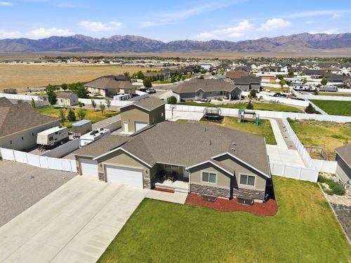 664 S Saddle Rd, Grantsville, UT, 84029-9771 | Card Image