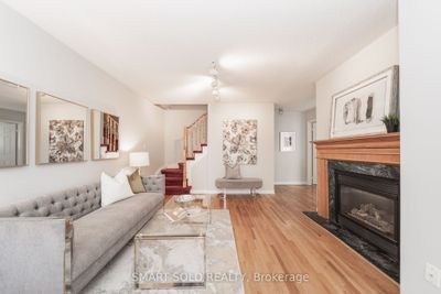 1009 - 29 Rosebank Dr, Condo with 3 bedrooms, 3 bathrooms and 1 parking in Scarborough ON | Image 1