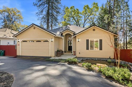 13580 Forest Park Lane, Grass Valley, CA, 95945 | Card Image