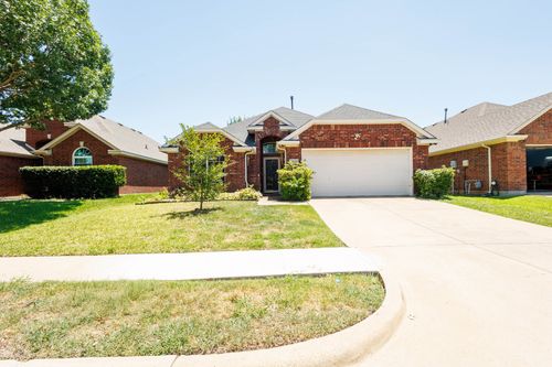 10718 J A Forster Dr, Rowlett, TX, 75089-8473 | Card Image