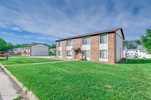 5121 S Brooks Dr, Jefferson City, MO, 65109-5449 | Card Image
