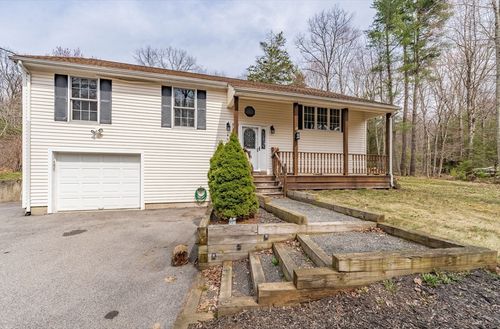 153 Union Rd, Wales, MA, 01081-9605 | Card Image
