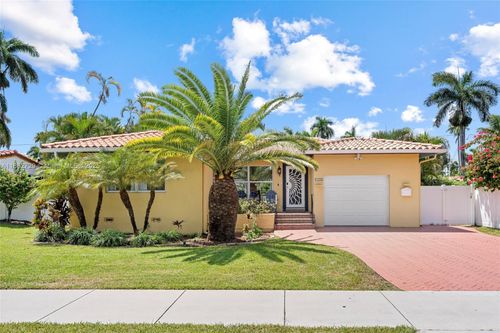 1426 Tyler St, Hollywood, FL, 33020-5249 | Card Image