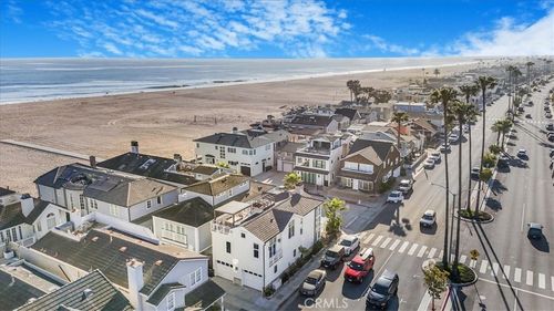 523 W Balboa Blvd, Newport Beach, CA, 92661-1106 | Card Image