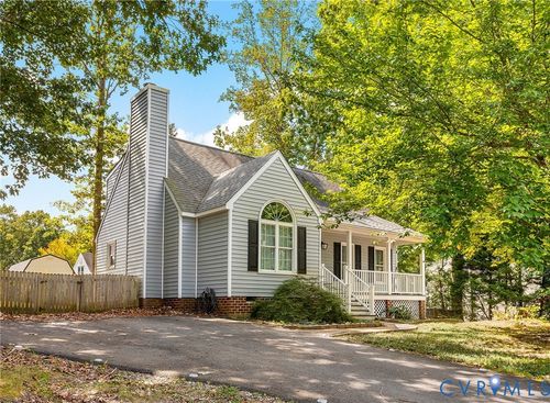 4318 Boones Bluff Way, Chesterfield, VA, 23832-7694 | Card Image