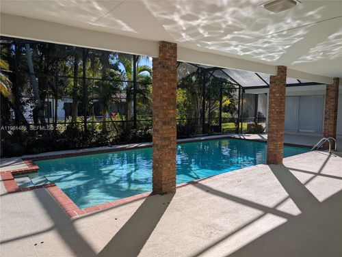 7970 Sw 146th St, Palmetto Bay, FL, 33158-2064 | Card Image