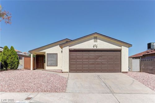 6120 Rosalita Ave, Las Vegas, NV, 89108-3849 | Card Image
