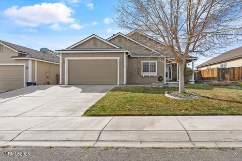 668 Canary Cir, Fernley, NV, 89408-6512 | Card Image