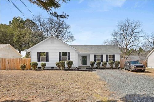 130 Pecan Ln, Aberdeen, NC, 28315-3743 | Card Image