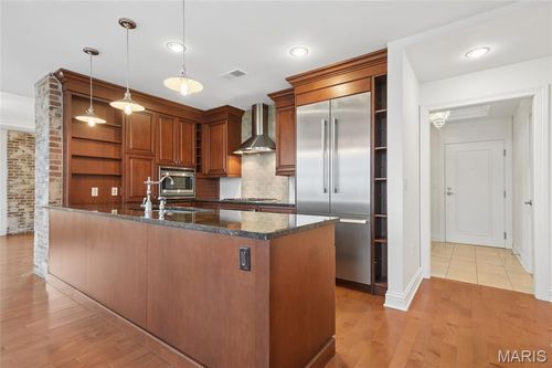 1209-232 N Kingshighway Blvd, Saint Louis, MO, 63108-1299 | Card Image