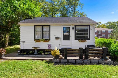 4100 N Illinois Ave, Peoria Heights, IL, 61616-7529 | Card Image