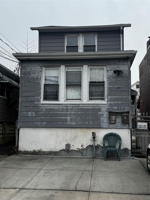 2-420 Thieriot Avenue, New York, NY, 10473 | Card Image