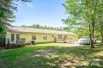 1668 Lane Road, House other with 3 bedrooms, 2 bathrooms and null parking in Mount Holly NC | Image 3